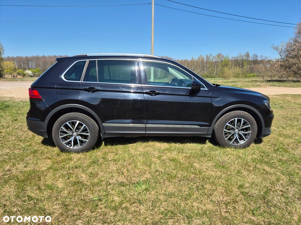 Volkswagen Tiguan - 4