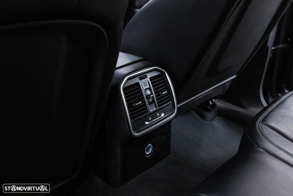 Porsche Macan Turbo PDK - 23