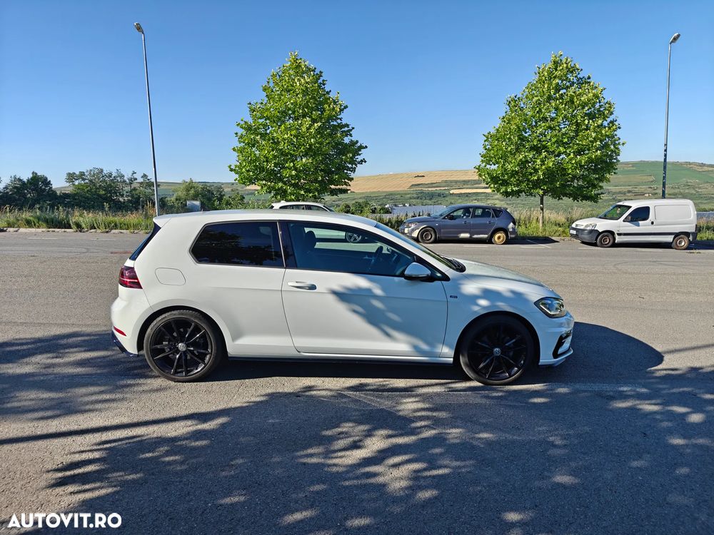 Volkswagen Golf 1.5 TSI Comfortline - 3