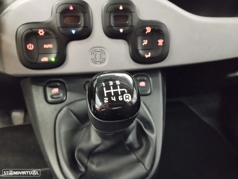 Fiat Panda 1.0 Hybrid Garmin - 22