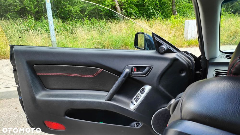Hyundai Coupe 2.0 GLS - 15