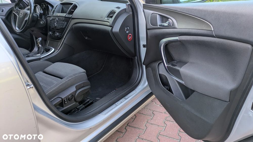 Opel Insignia - 14