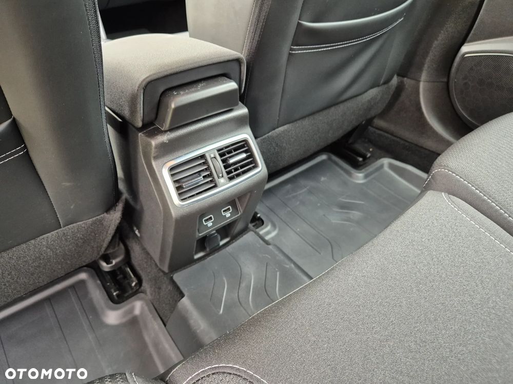 Renault Megane Grandtour BLUE dCi 115 EDC BUSINESS EDITION - 12