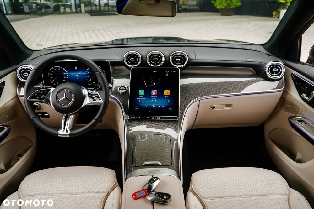 Mercedes-Benz GLC - 17