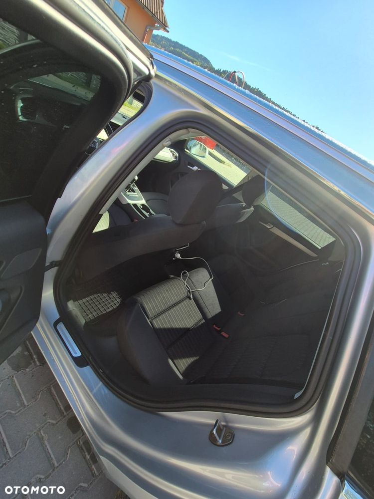 Audi A4 Avant 2.0 TDI Quattro - 14