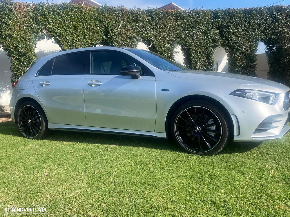 Mercedes-Benz A 250 e AMG Line - 3