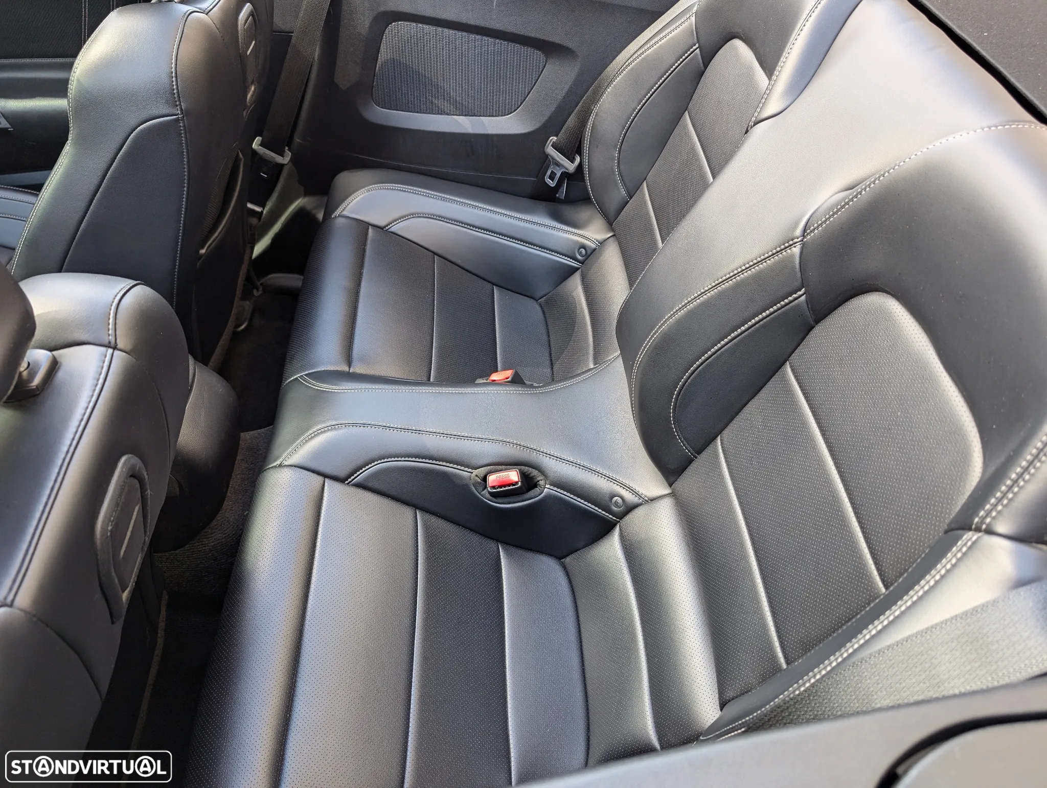 Ford Mustang Cabrio 2.3 Eco Boost - 10