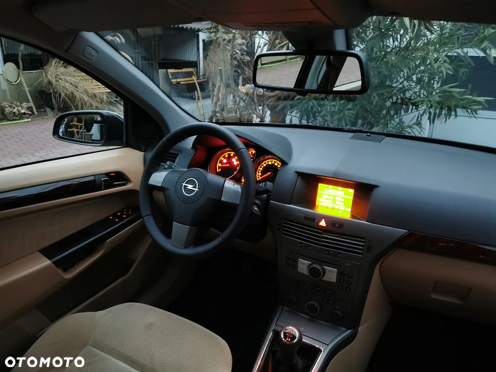 Opel Astra - 10