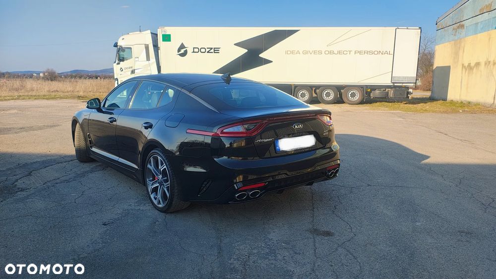 Kia Stinger 3.3 T-GDI AWD GT - 15
