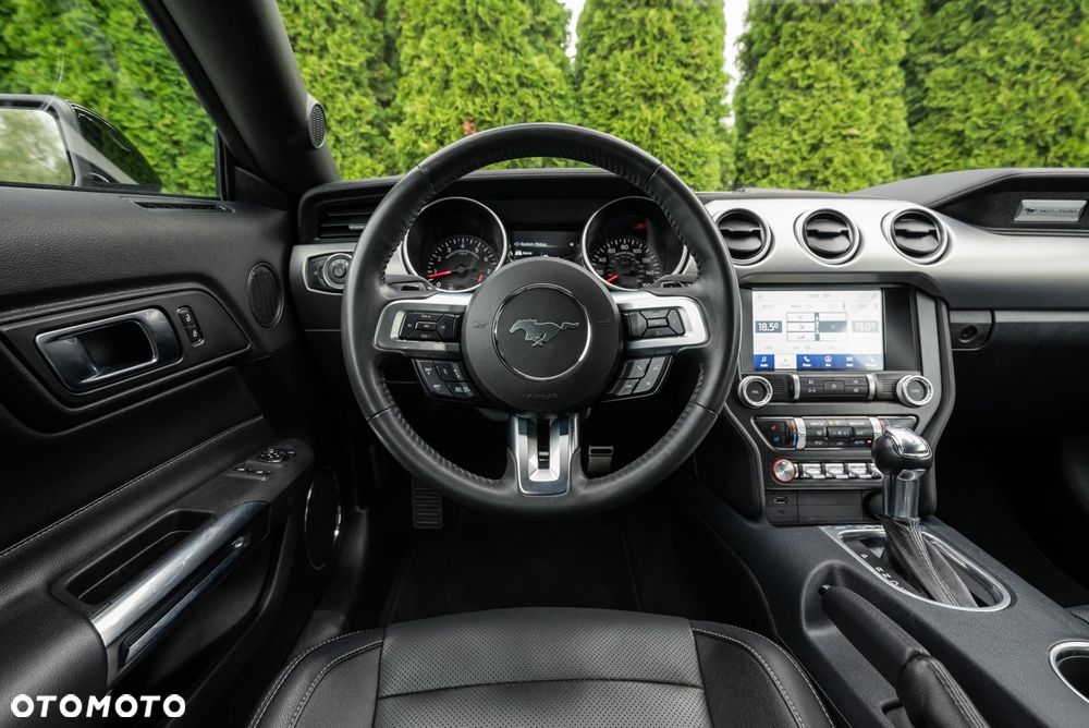 Ford Mustang 5.0 V8 GT - 11