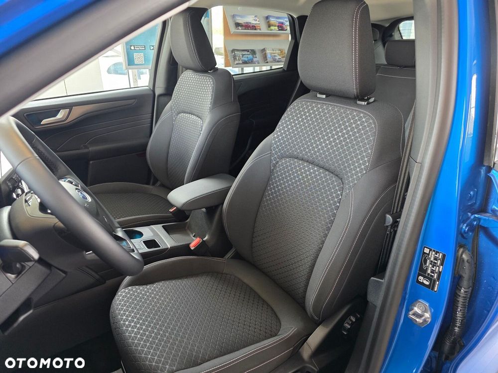 Ford Kuga - 10