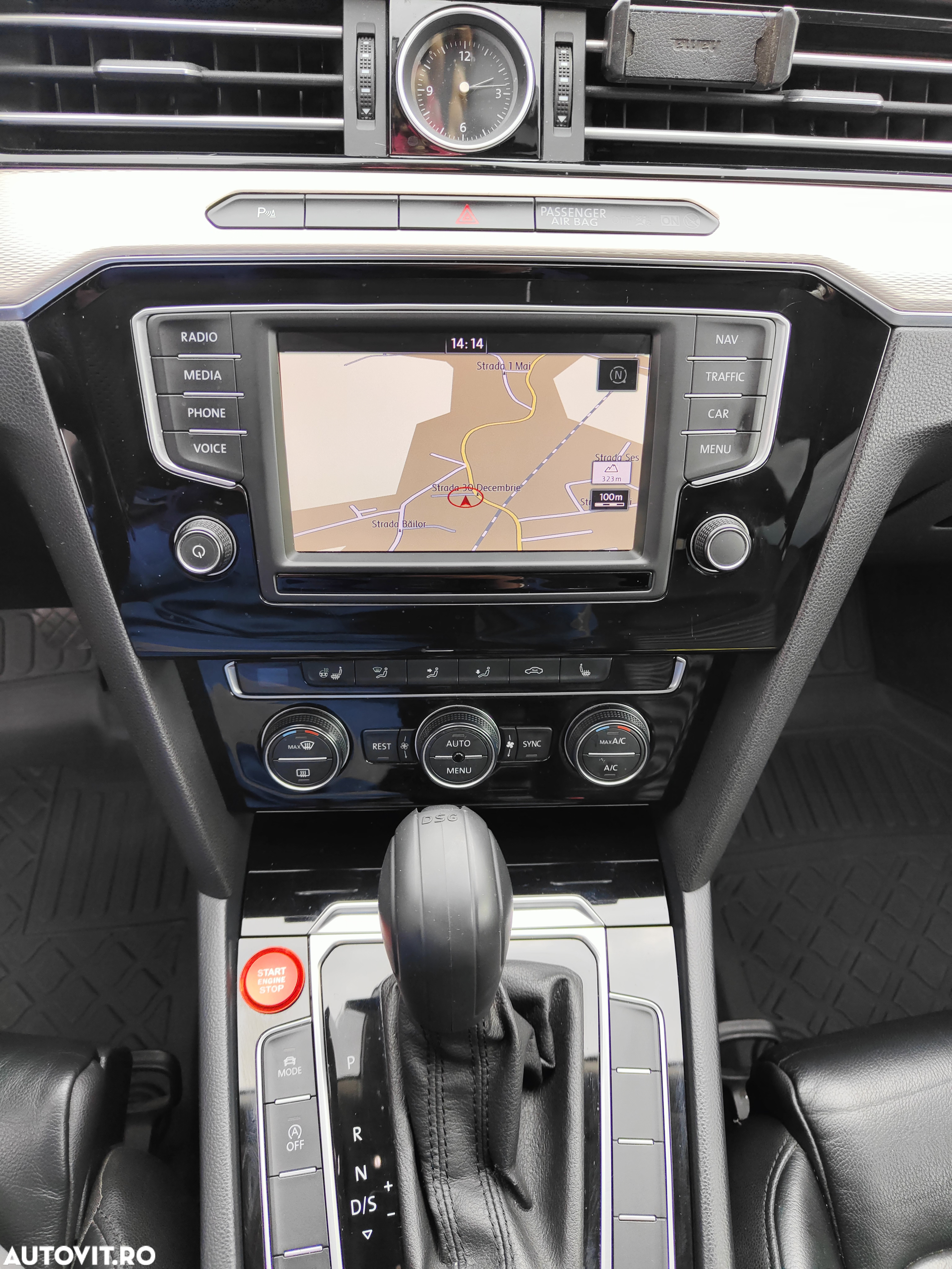 Volkswagen Passat Variant 2.0 TDI DSG Comfortline - 24