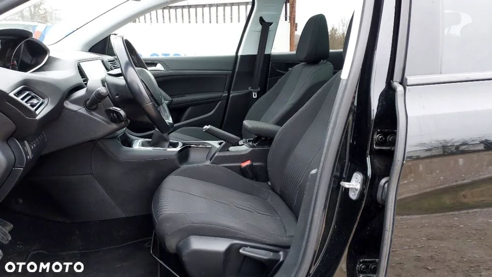 Peugeot 308 1.2 PureTech Business Line S&S - 8