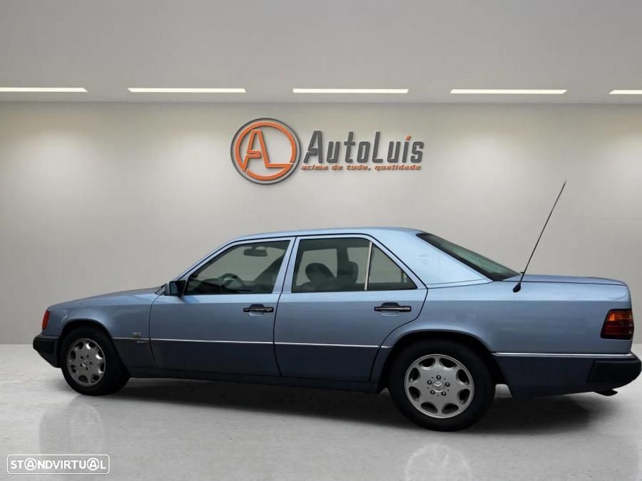 Mercedes-Benz E 250 1992 photo 3