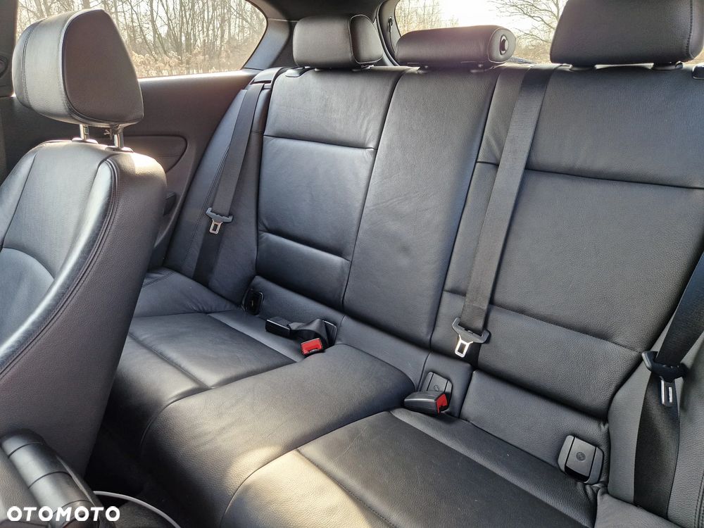 BMW Seria 1 - 19