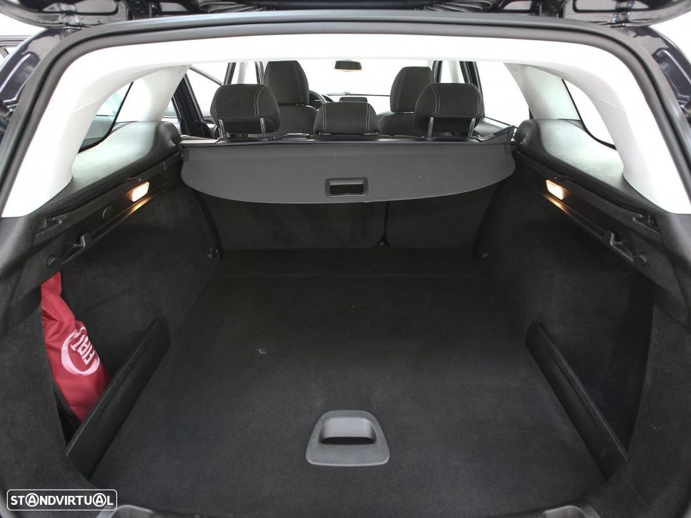 Fiat Tipo Station Wagon 1.3 M-Jet Lounge - 12