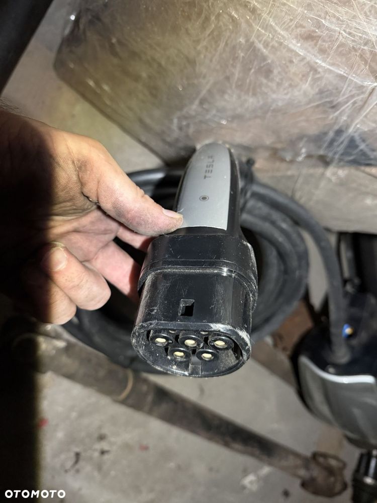 Tesla Wall Connector Gen 3 32A 3-fazowy 230-416V IP55 wtyk Type 2 - 2
