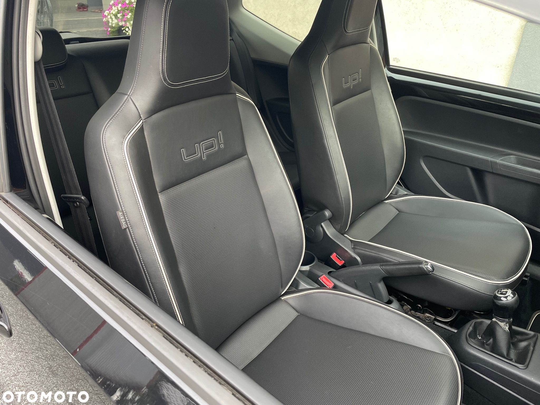 Volkswagen up! (BlueMotion Technology) move - 13