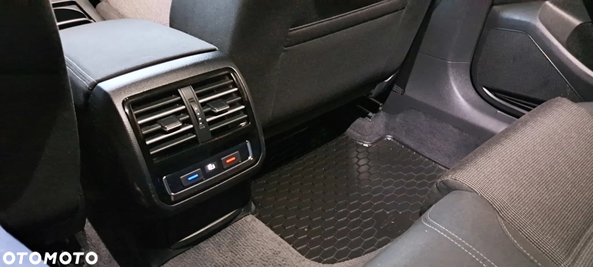 Volkswagen Passat 2.0 TDI BMT Comfortline - 33