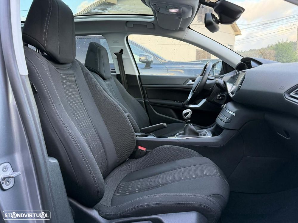 Peugeot 308 1.6 BlueHDi Allure - 24