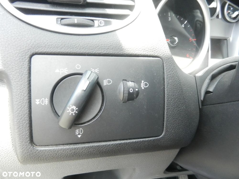 Ford Focus - 10