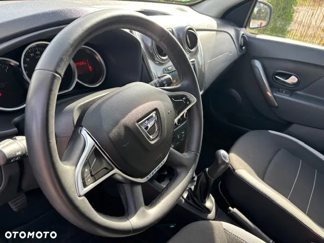 Dacia Sandero 1.0 TCe Laureate S&S - 27