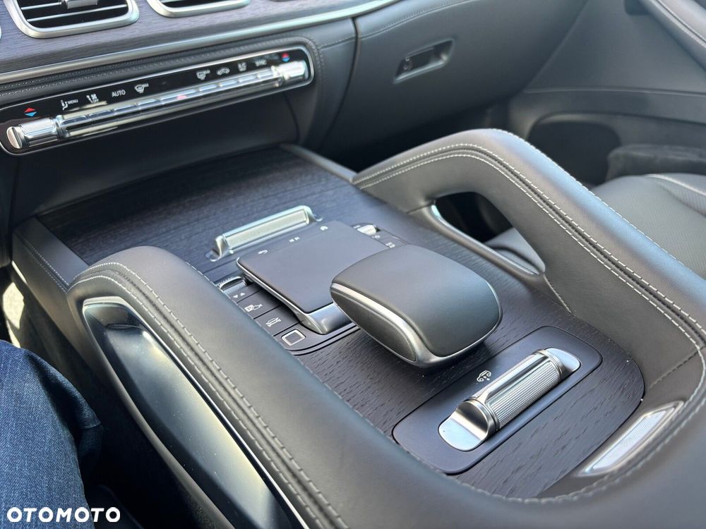 Mercedes-Benz GLE - 26