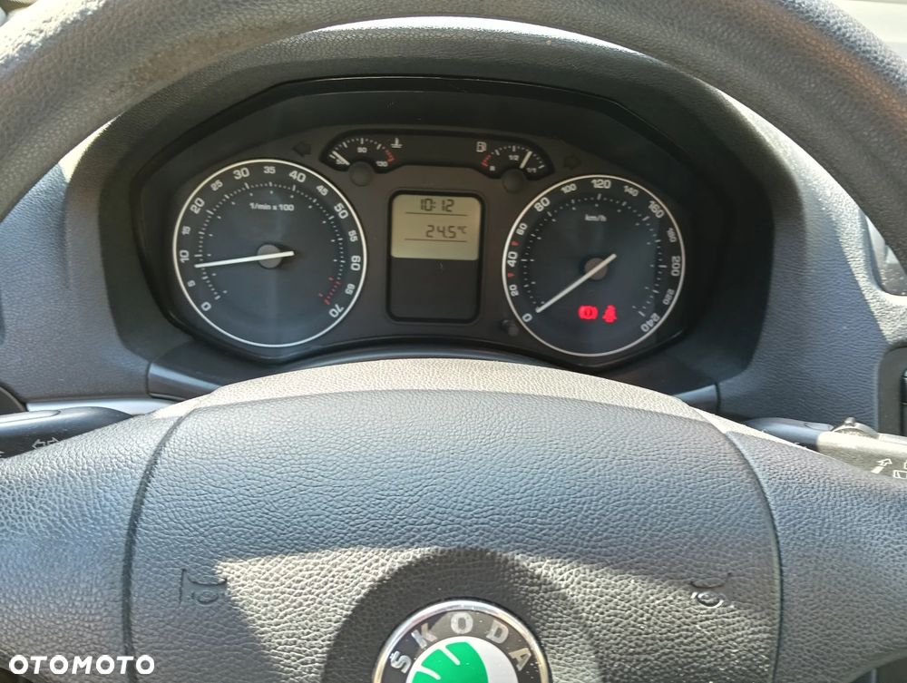 Skoda Octavia 1.8 TSI Ambiente - 14