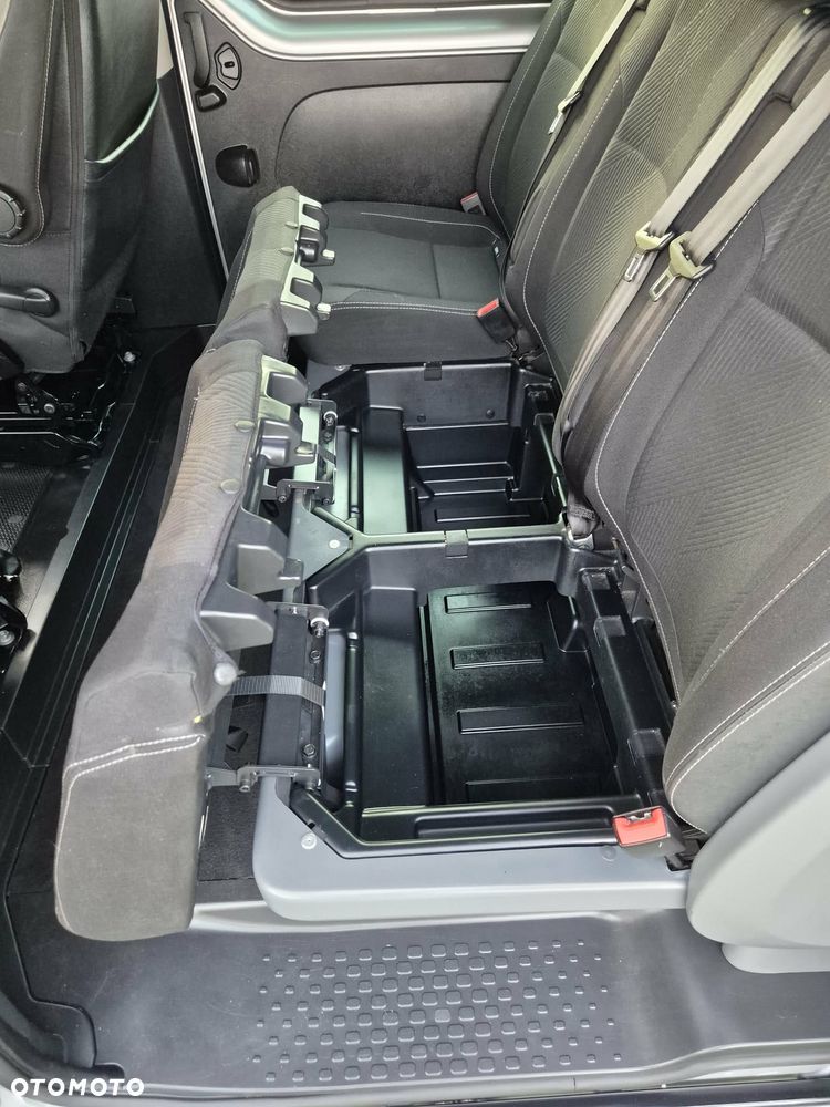 Renault Trafic - 12