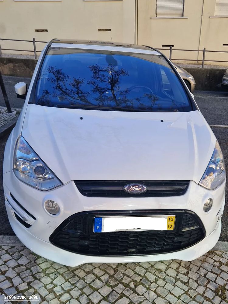 Ford S-Max 2.0 TDCi Titanium 7L 143g - 2