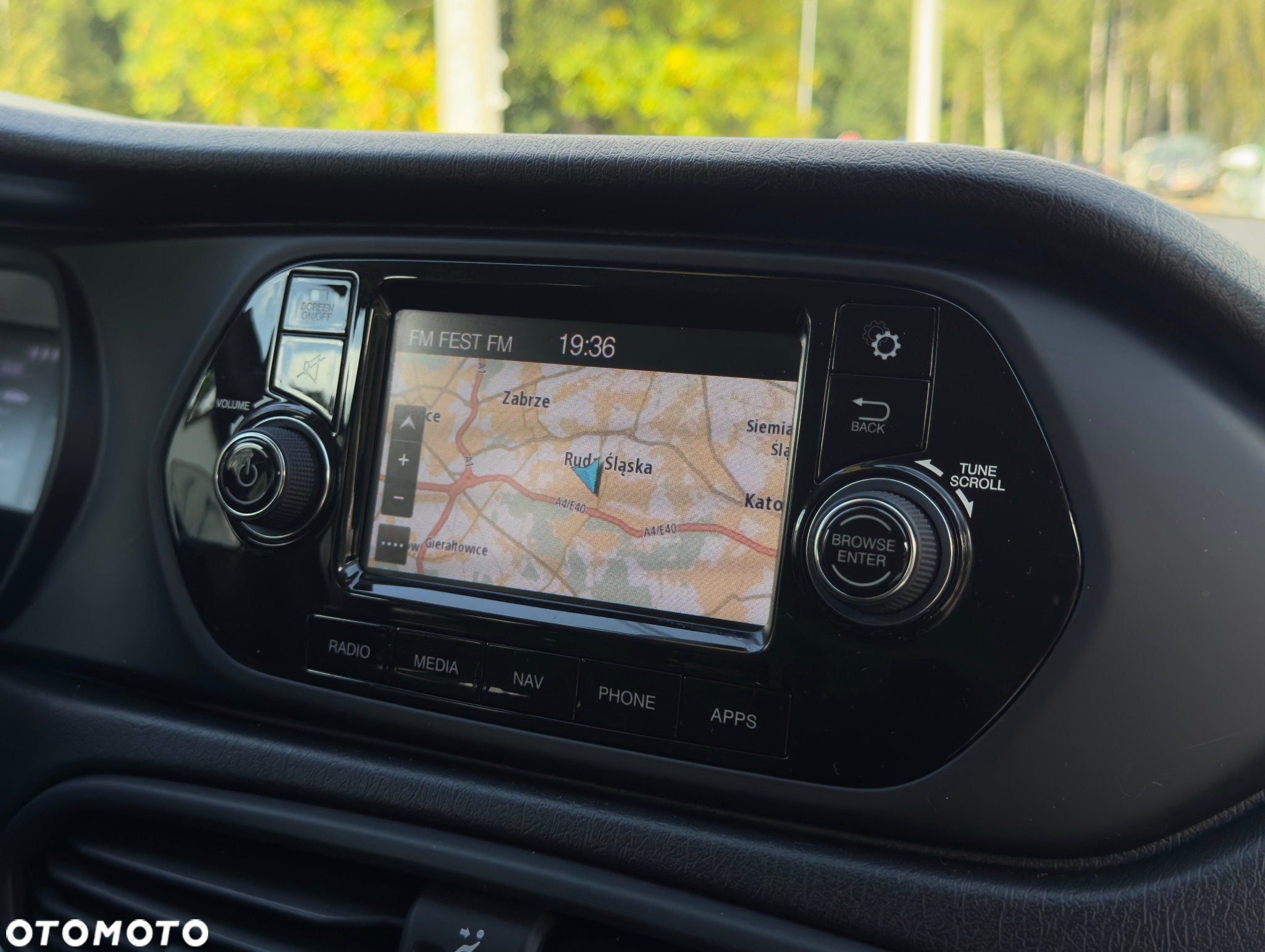 Fiat Tipo 1.4 T-Jet 16v Lounge EU6d - 21