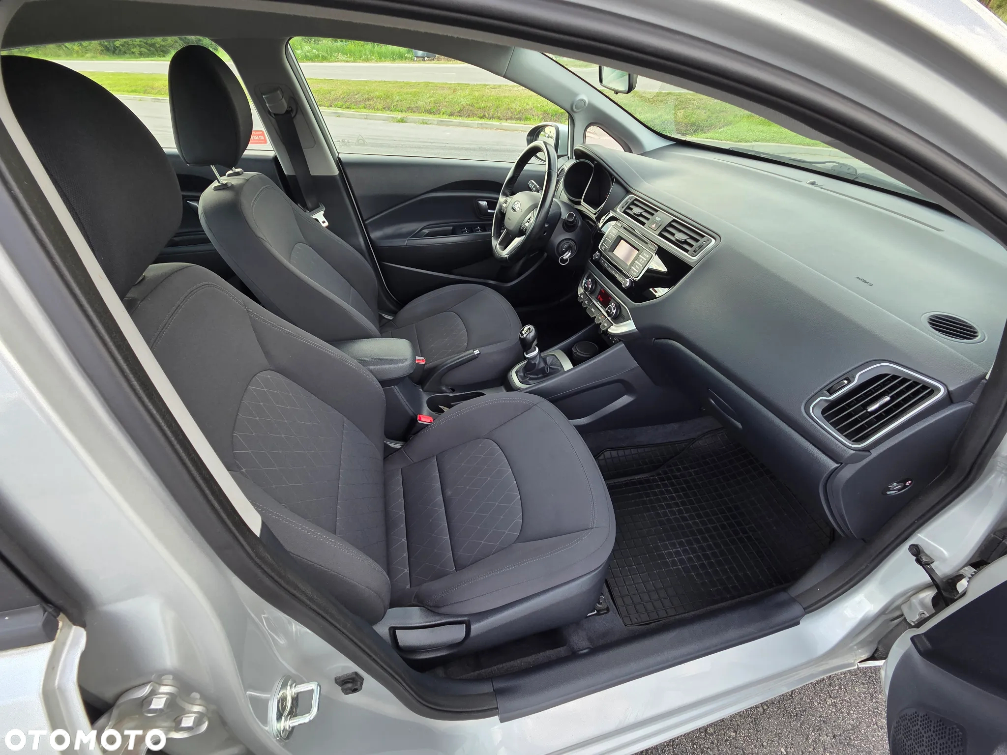 Kia Rio 1.4 XL - 11