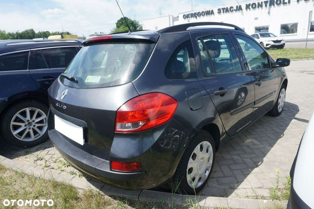Renault Clio 1.2 16V Wind - 2