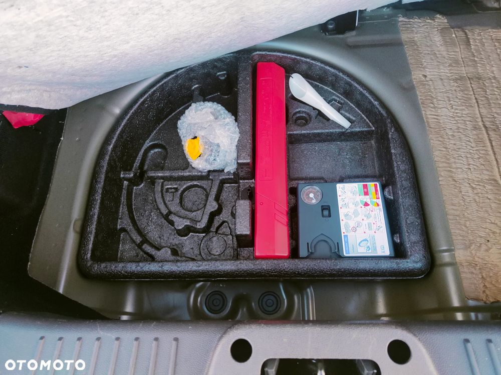 Ford Fiesta - 12