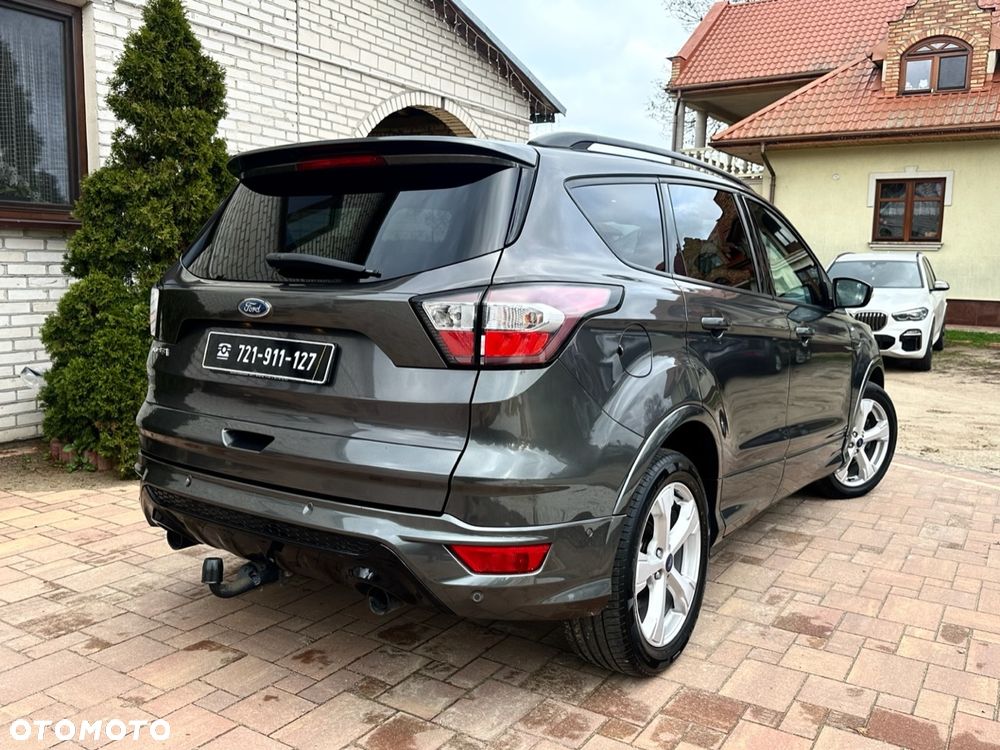 Ford Kuga 2.0 TDCi 2x4 ST-Line - 10