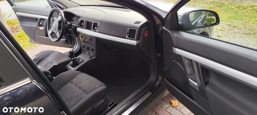 Opel Vectra 2.2 DTI Caravan - 11