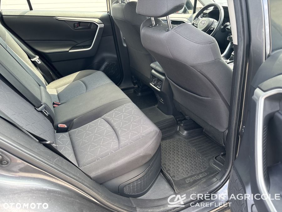 Toyota RAV4 - 16