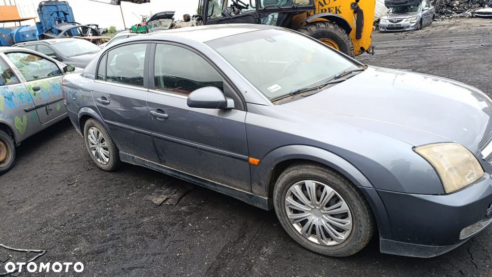 36308 Opel Vectra C model od 02-05 silnik 2.2 DTi 125 km Y22DTR skrzynia F35 lakier z155 - 4