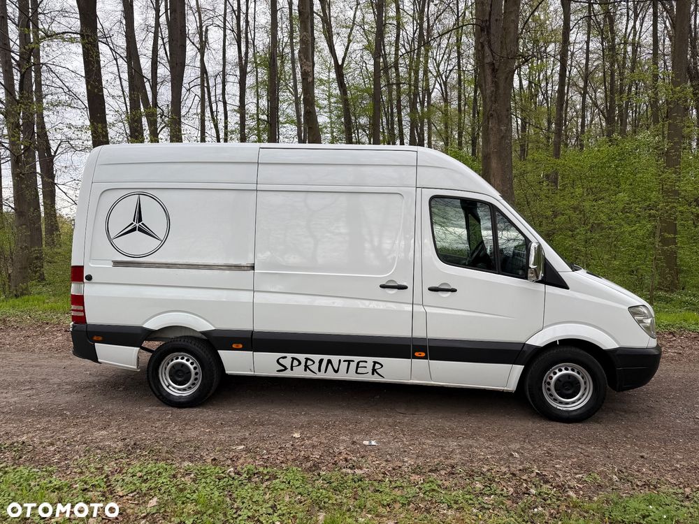 Mercedes-Benz Sprinter - 8