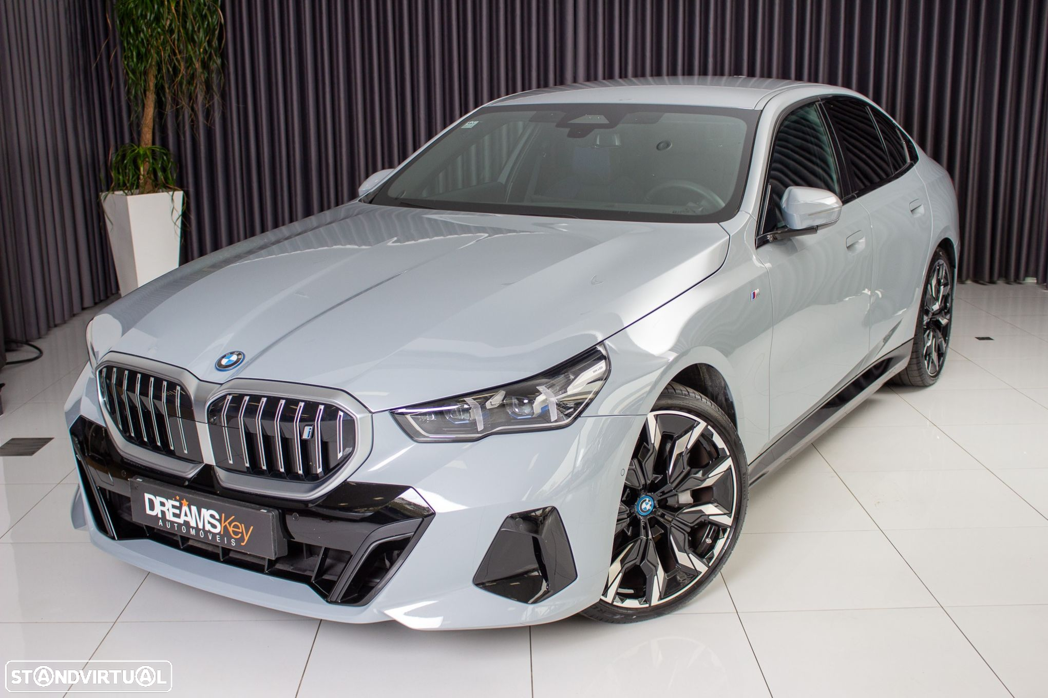 BMW i5 eDrive40 - 8