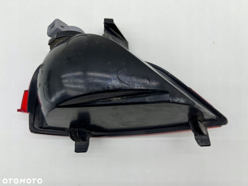 DACIA LOGAN III HALOGEN LEWY TYŁ - 5