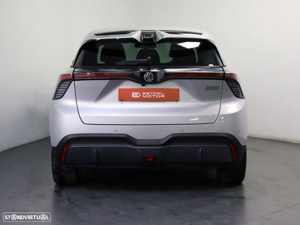 MG MG4 64 kWh Luxury - 4