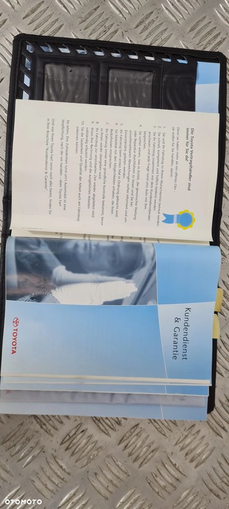 Toyota Rav4 II Książka Serwisowa - 3