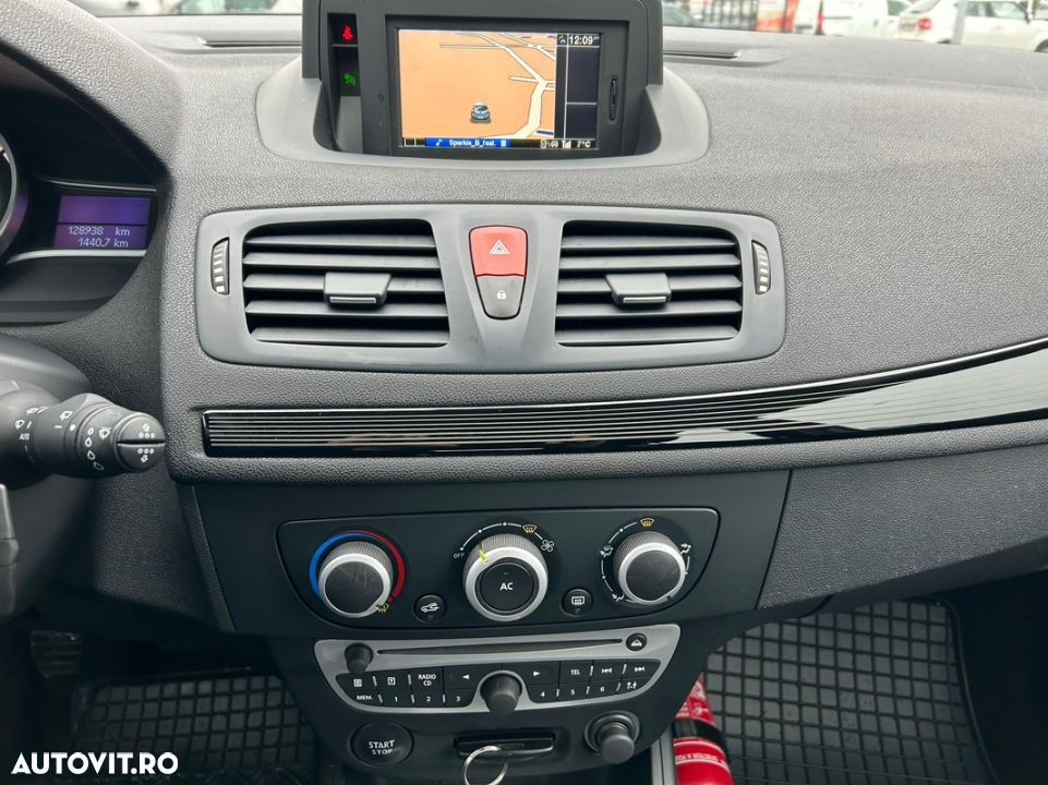 Renault Megane Grandtour ENERGY dCi 110 ECO2 EXPERIENCE - 24