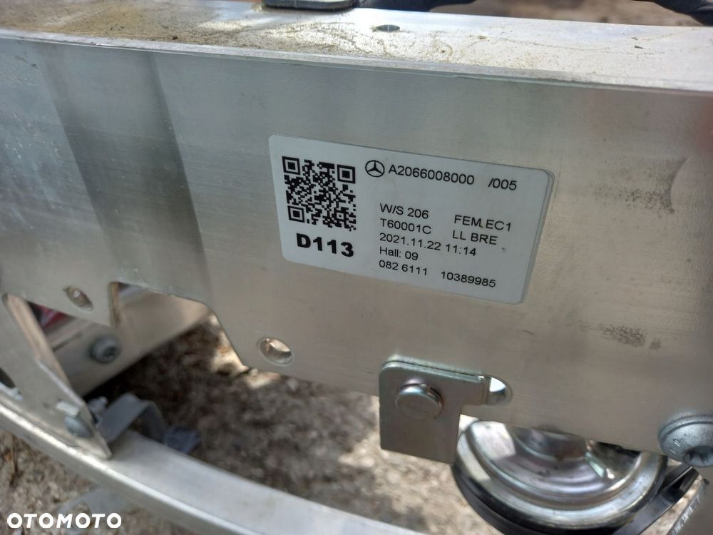 MERCEDES C KLASA C300 PAS BELKA WZMOCNIENIE 2022 - 6