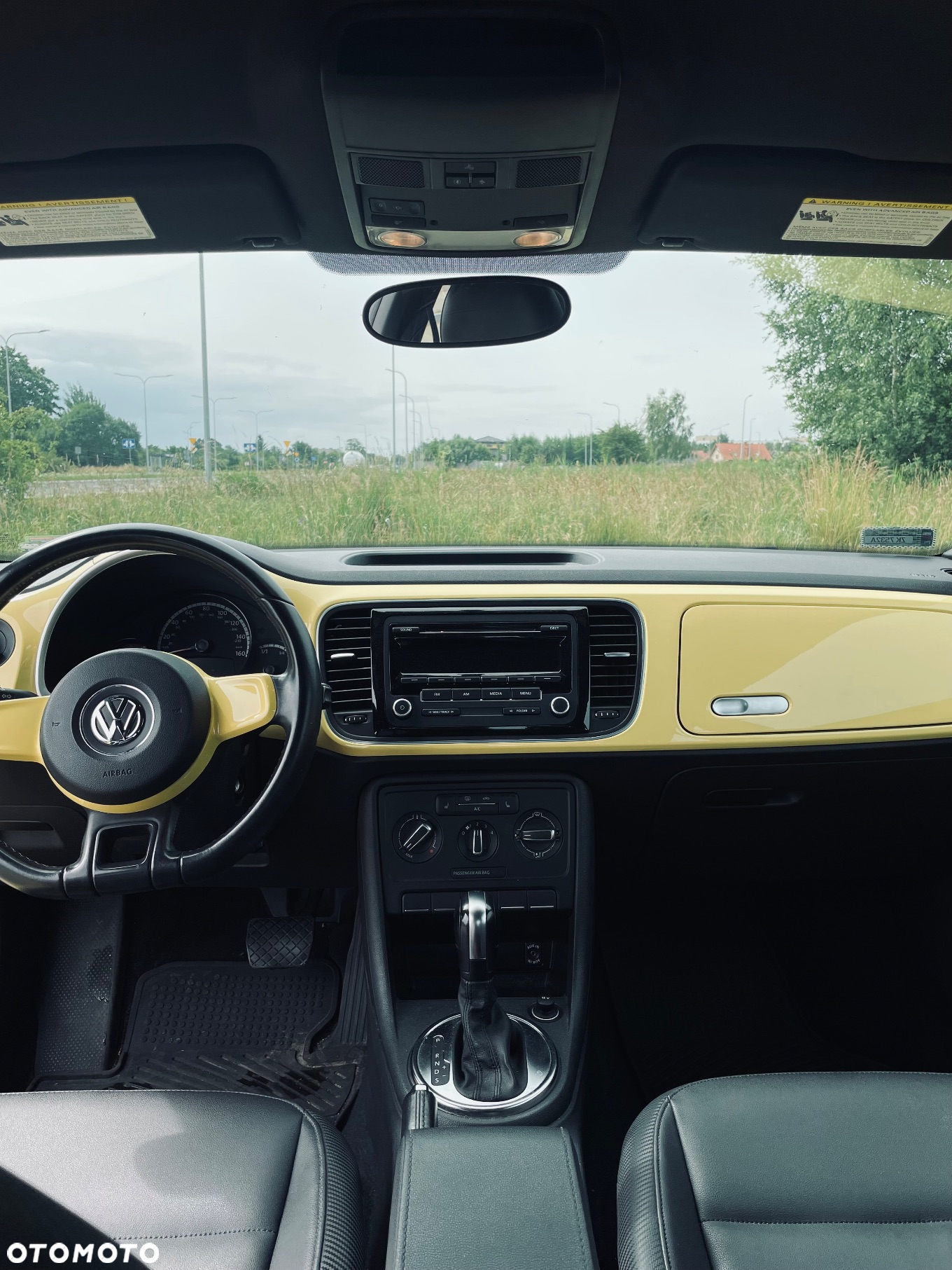Volkswagen New Beetle - 9