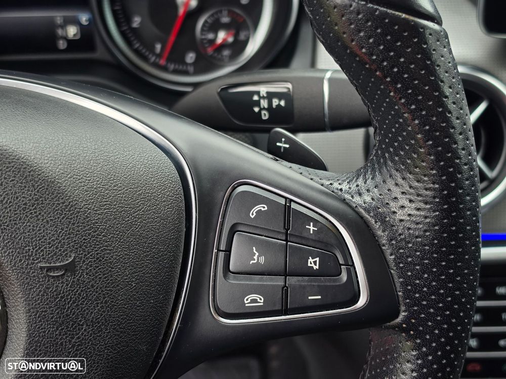 Mercedes-Benz GLA 200 Urban Aut. - 22