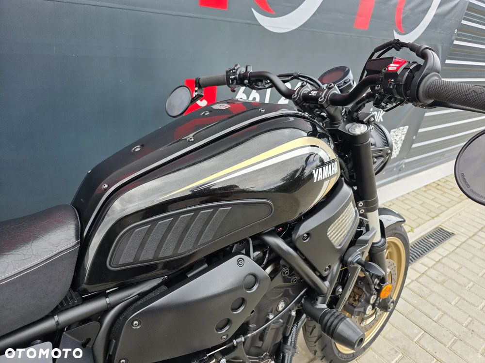 Yamaha XSR - 28