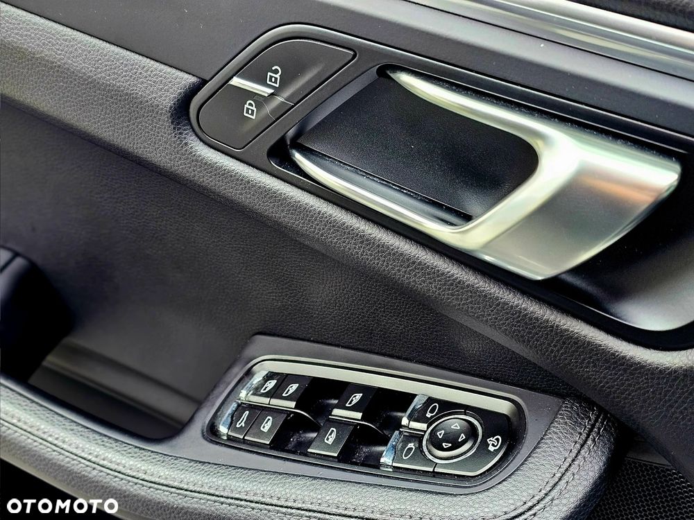 Porsche Macan Standard - 22