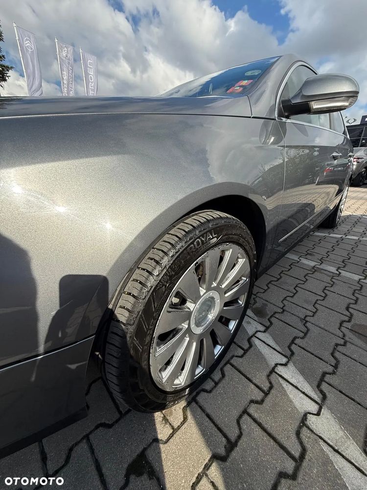 Volkswagen Passat 2.0 TDI Highline DSG - 13